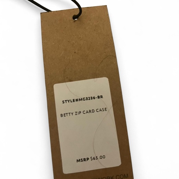 Margot New York Tan Leather Card Case - Picture 2 of 3